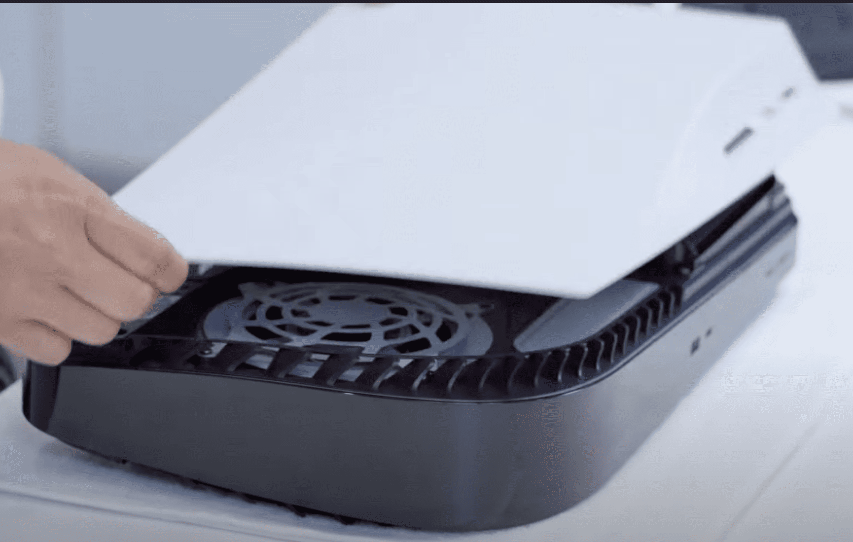 PS5Teardown The side panels can be removed with no tools at all